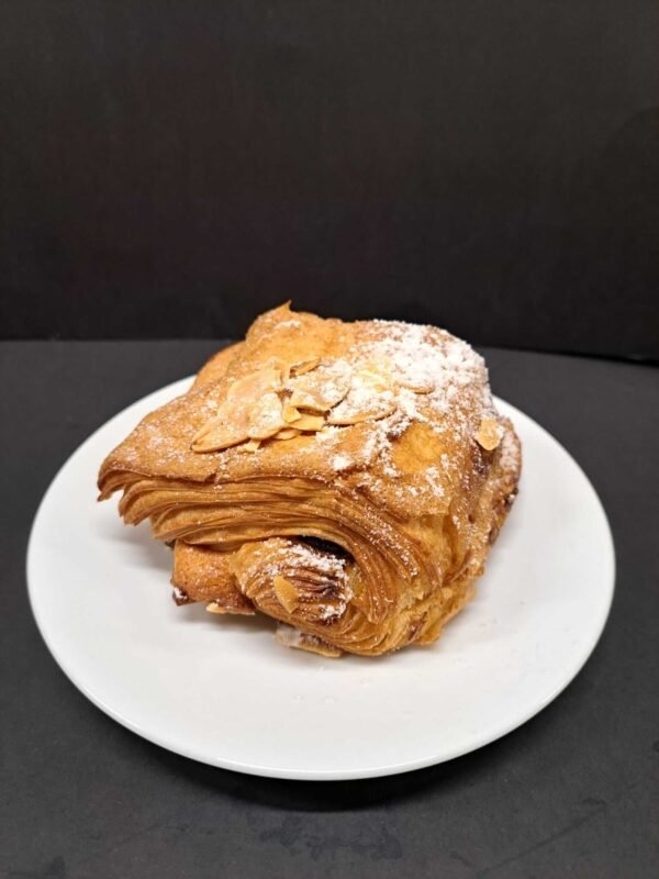 Chocolatine aux amandes