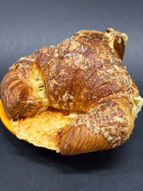 Croissant au fromage